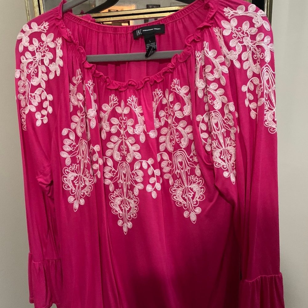 pink patterned shirt